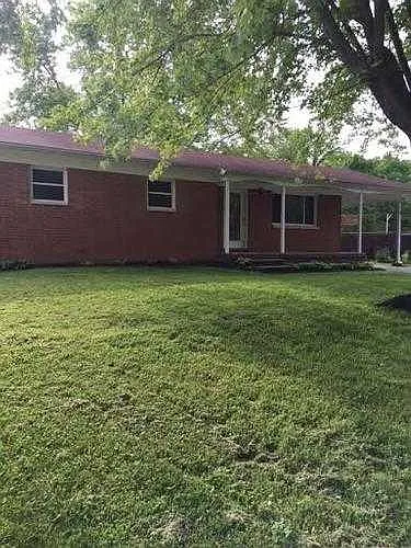 14 Coventry Dr photo 1