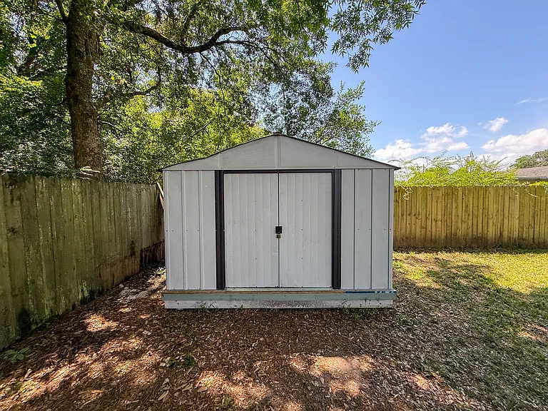 1501 Croquet Dr — Photo 19