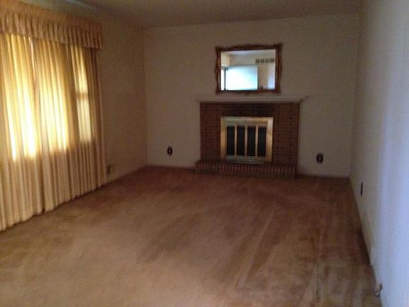 3rd image of 4500 Claremont Ave