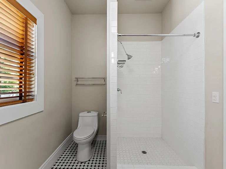 1428 Allyn Ave — Photo 52
