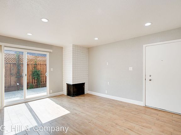 3rd image of 1965 Desert Cir #2