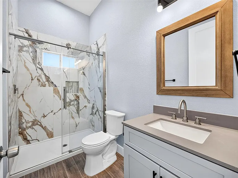 2310 Detering St #B — Photo 25