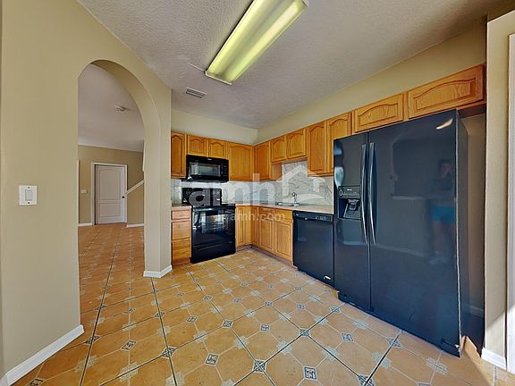 3rd image of 18137 Lembrecht Way