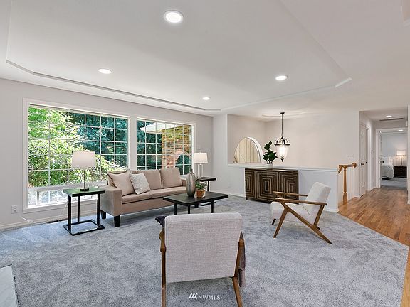 5th image of 20924 NE 165th St