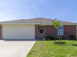 232 Amber Ln, Jarrell, TX 76537