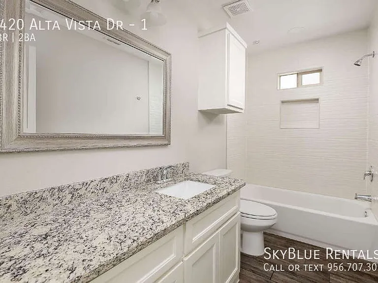 1420 Alta Vista Dr #1 — Photo 8