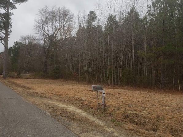 7016 Chippokes Rd, Spring Grove, VA 23881