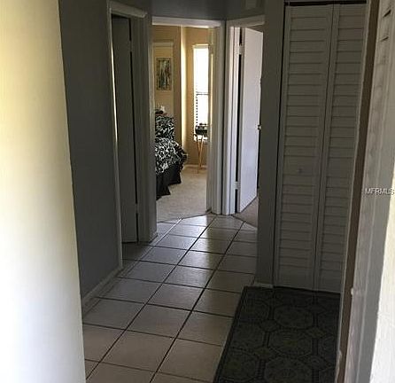 2nd image of 800 Park Villa Cir