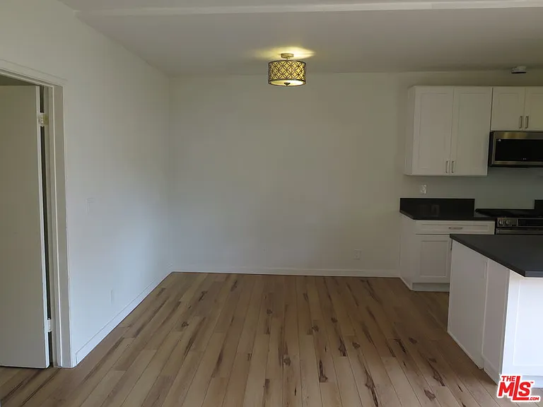 1022 N Croft Ave #5 — Photo 16