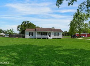 2518 W Gloria Switch Rd, Carencro, LA 70520