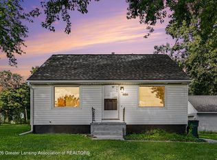 1115 Shirley St, Lansing, MI 48911