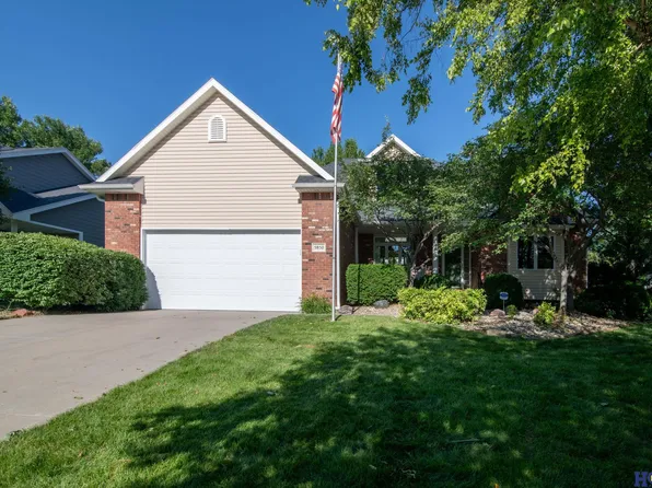 5850 S 91st St, Lincoln, NE 68526