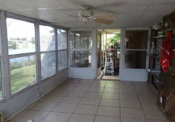 3rd image of 2055 Floral Ave