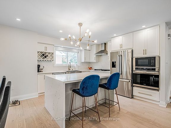 5th image of 883 Francis Rd