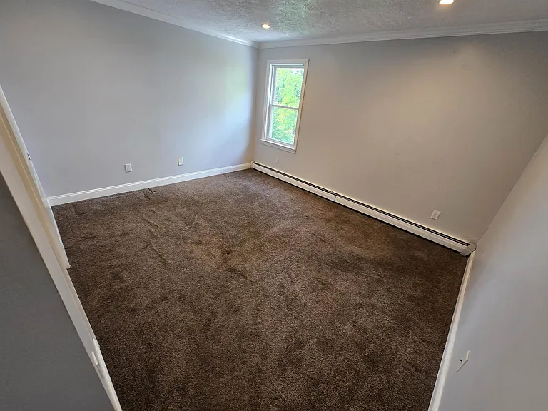 25 W Rosedale Ave — Photo 3