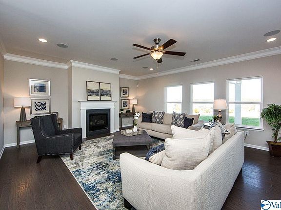 4th image of 109 Lincoln Gray Cir