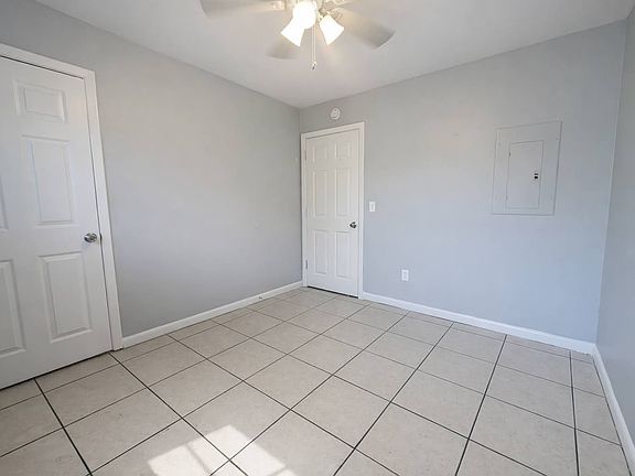 5th image of 1105 W Arch St APT A