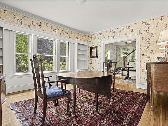 4th image of 37 Glen Rd