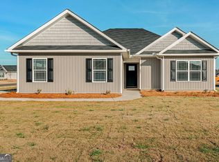 801 Daisy Dr, Perry, GA 31069
