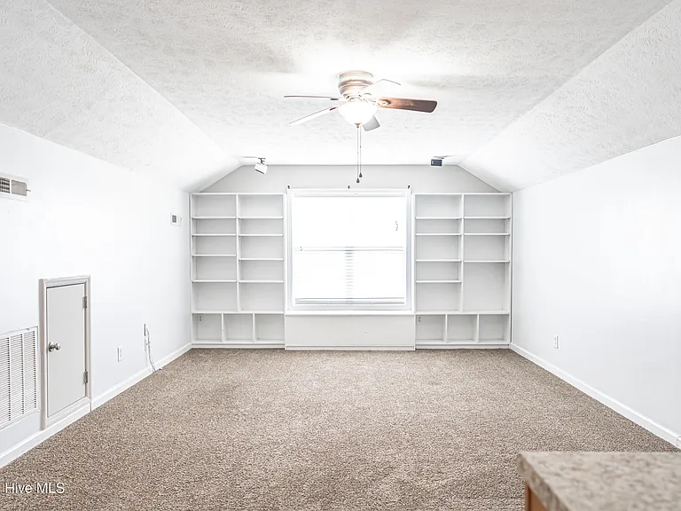 112 Holly Oak Cir — Photo 25