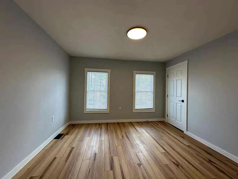 128 Caroline Ave #1 — Photo 50