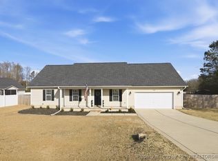 205 Copper Creek Dr, Raeford, NC 28376