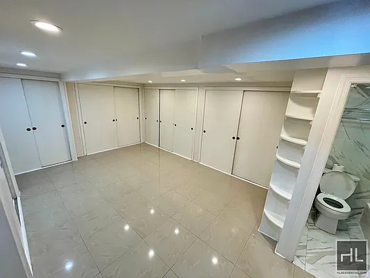 Rented by Highline Residential | media 10