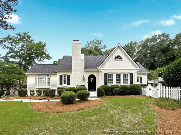326 W Park Dr, Fayetteville, NC 28305