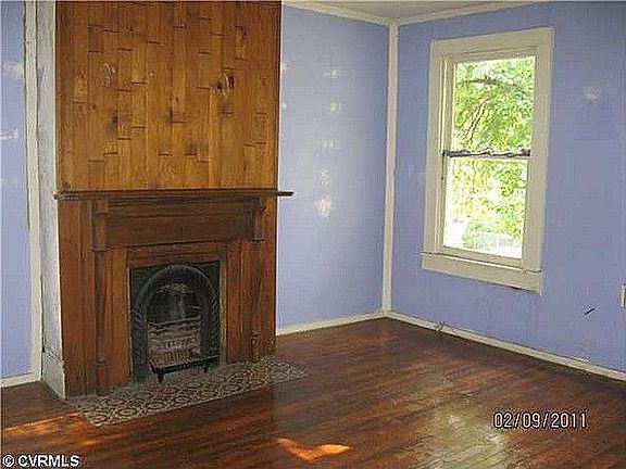 4th image of 409 W 30th St