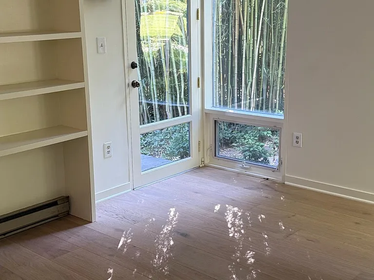 2111 Mason Hill Dr — Photo 26