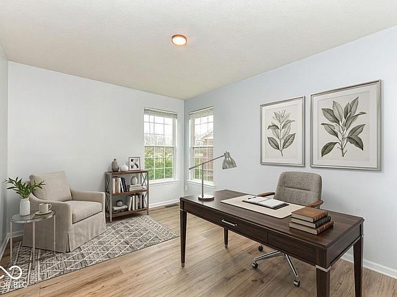 3rd image of 5689 W Port Dr