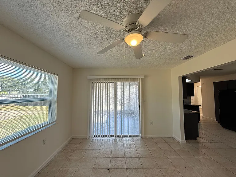 8649 Paxton Dr — Photo 5