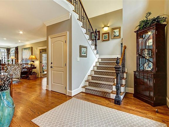 5th image of 1318 Winterberry Dr