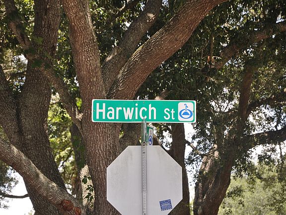 5th image of 4645 Harwich St