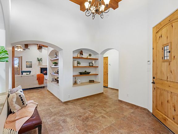 5th image of 8104 Cayenne Dr NW