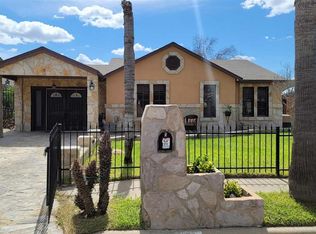 122 Carter Dr, Laredo, TX 78046