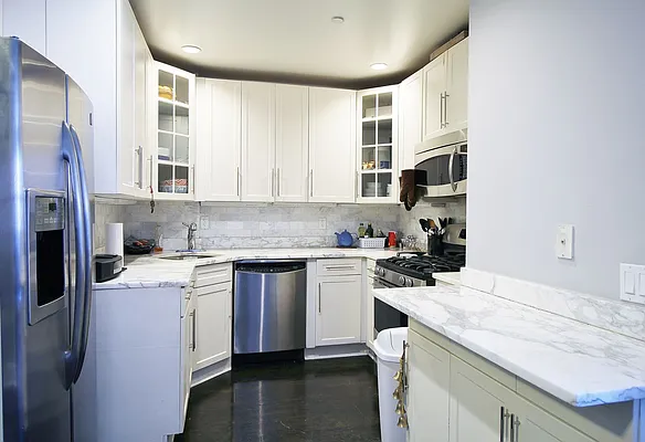 Rented by Julianna Realty Corp | media 11