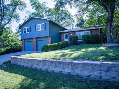 1104 Crestline Dr, Lawrence, KS, 66049