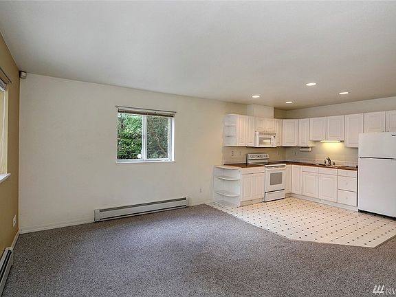 2nd image of 6894 SE Mile Hill Dr