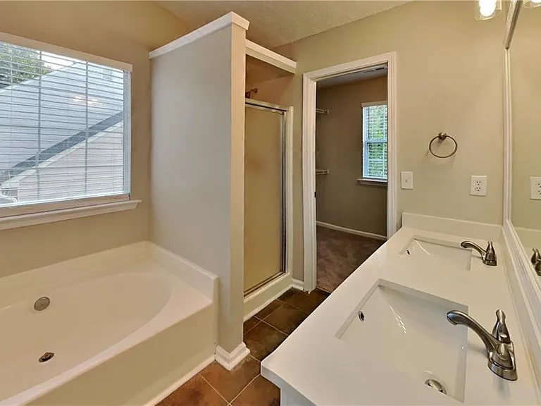 1716 Chanson Pl — Photo 12