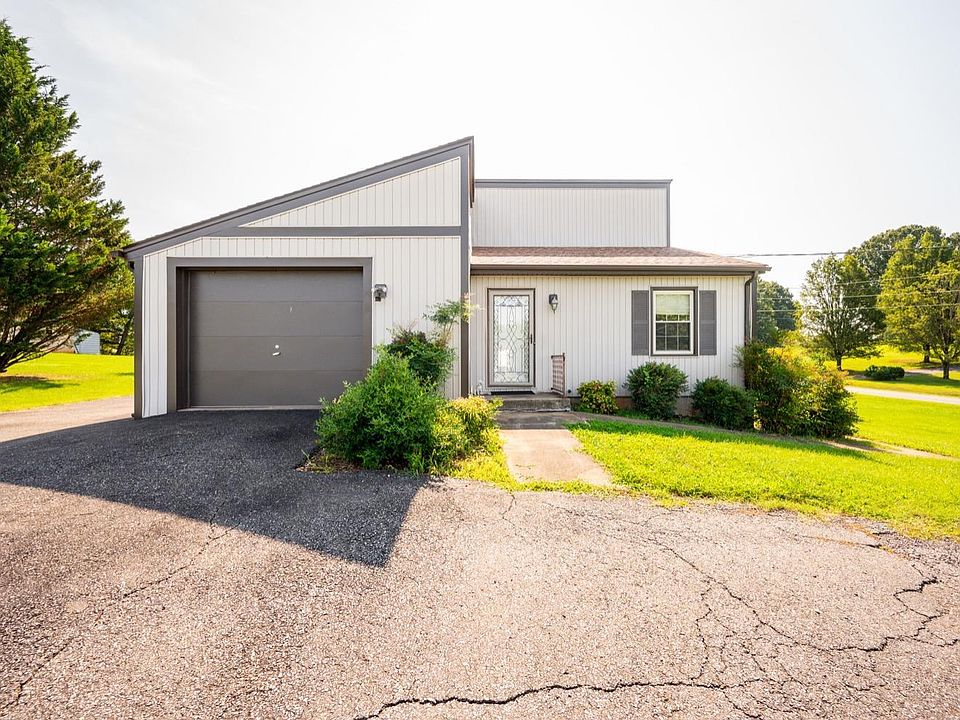 1st image of 1013 Glasgow Ct