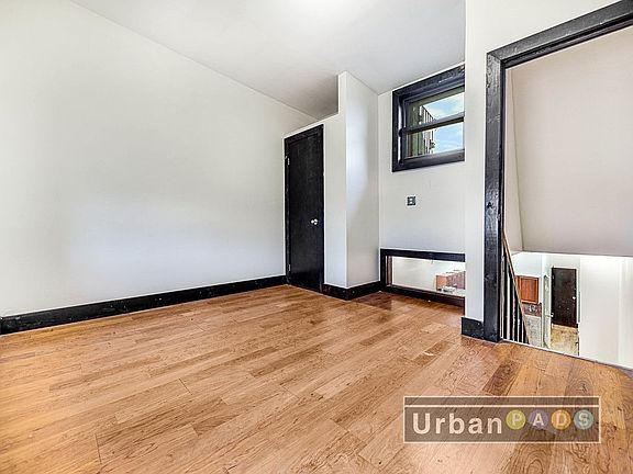 3rd image of 161 Stockholm St APT 2R
