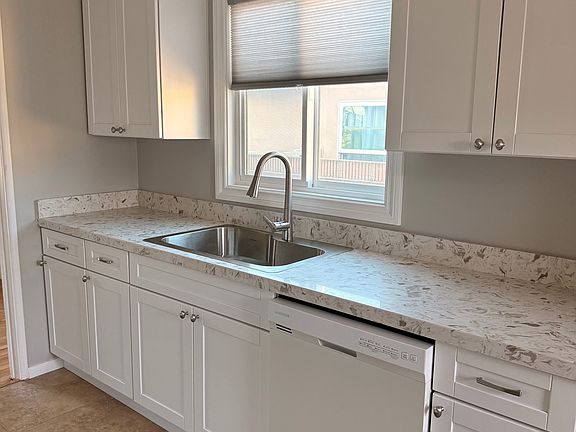 5th image of 2512 Sierra St