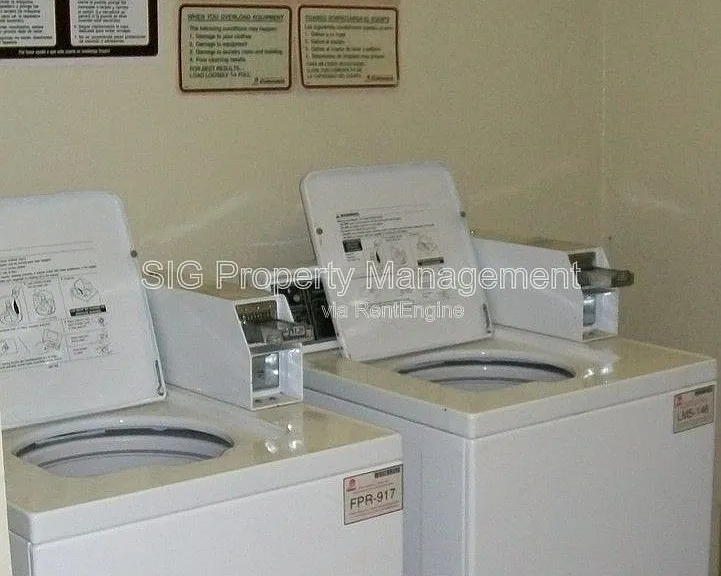 461 W Colorado St #9 — Photo 14