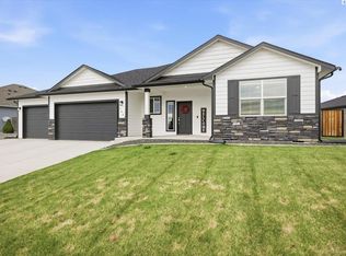 7309 Cyan Dr, Pasco, WA 99301