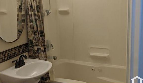 3rd image of 3307 Liberty Pkwy