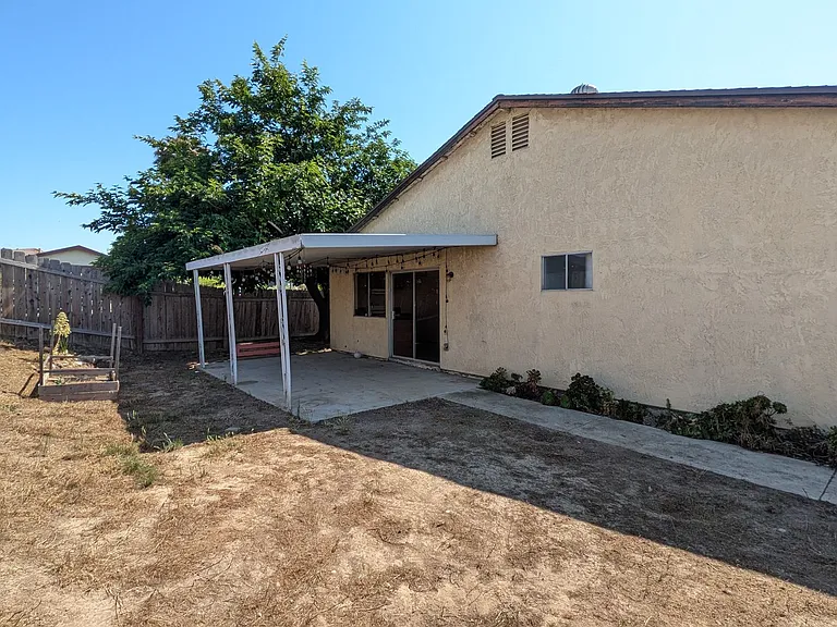 11425 Elbert Way — Photo 15