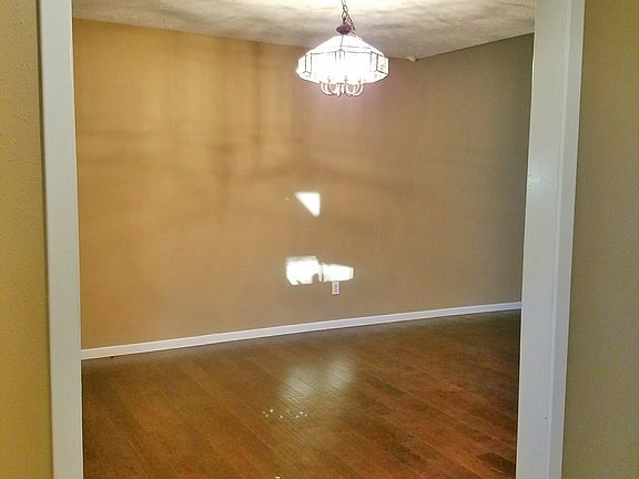 5th image of 19522 Autumn Creek Ln