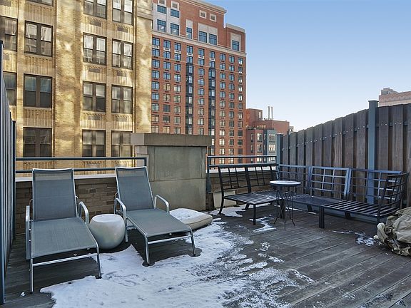 4th image of 110 Livingston St APT 8Q