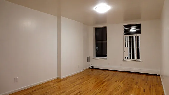 Rented by RC REAL ESTATE OF NEW YORK | media 10